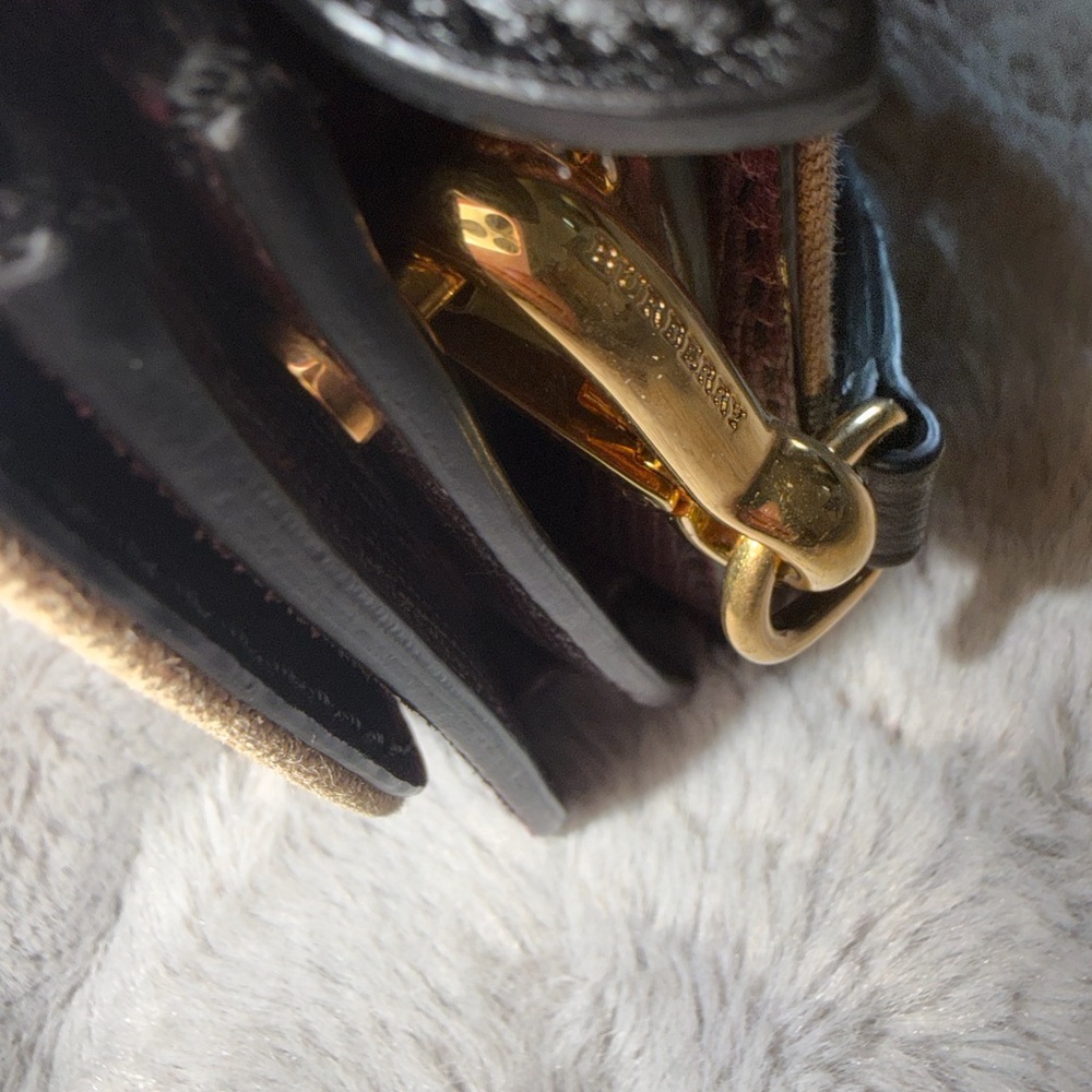 Preloved Burberry Leopard Print Crossbody Bag great condition original dust bag - Picture 10 of 10